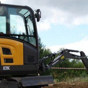 Volvo EC15C Compact Excavator Workshop Service Manual