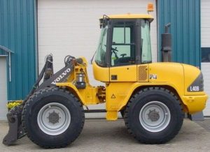 Volvo L40B Compact Wheel Loader Service Parts Catalogue Manual