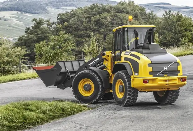 Volvo L45 Compact Wheel Loader Service Parts Catalogue Pdf Manual