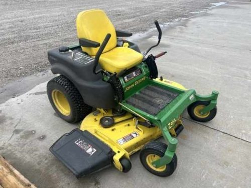 John Deere Z425, Z465 EZtrak Residential Mower -TM113019