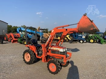 Kubota b7300 hsd tractor parts catalogue manual