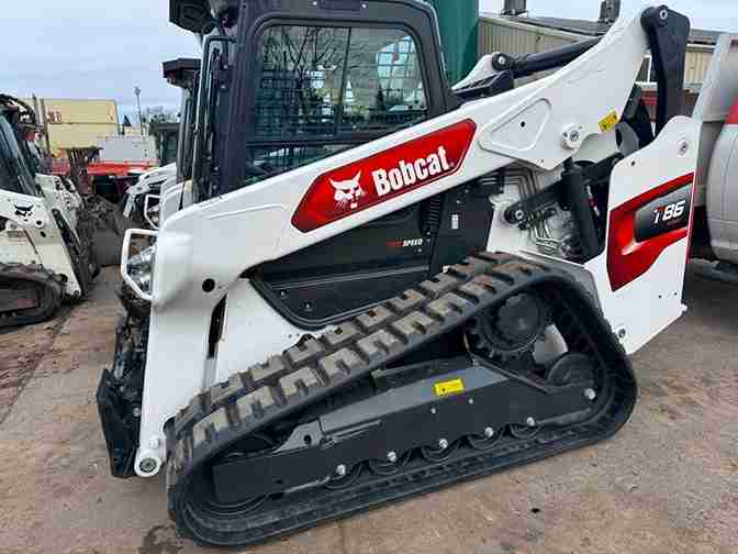 Bobcat T86 Operator and Maintenance Manual